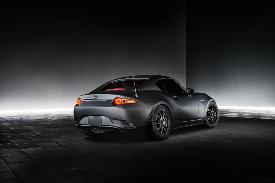  Mazda MX-5 Miata RF Kuro Concept 2016 года  (фото 2 из 4)